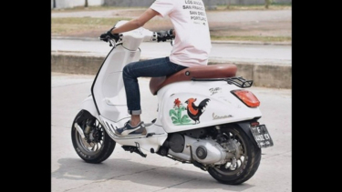 Modif Vespa bertema mangkok mi.