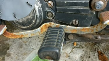 Karat pada motor