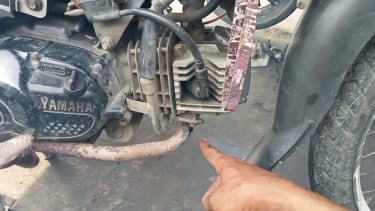 Tips Mudah Atasi Ngebul di Mesin Motor.