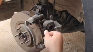 Tutorial ganti kampas rem mobil