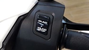 Tombol ISS (Idling Stop System)