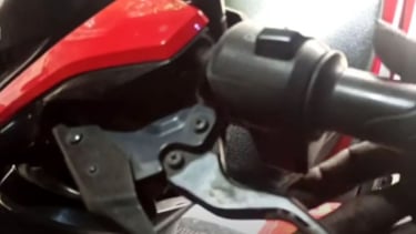 Cara mengatasi rem belakang tidak pakem