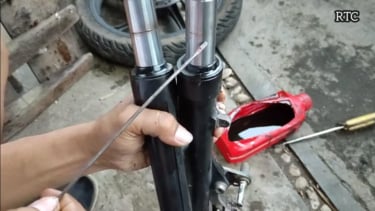 Kebocoran Oli Shock