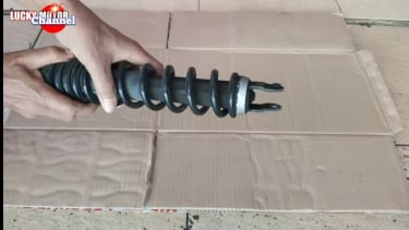 Shockbreaker Motor Bocor