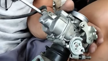 Motor brebet dan tarikan gas terlambat