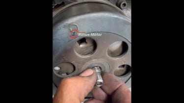 Mur Pulley Belakang