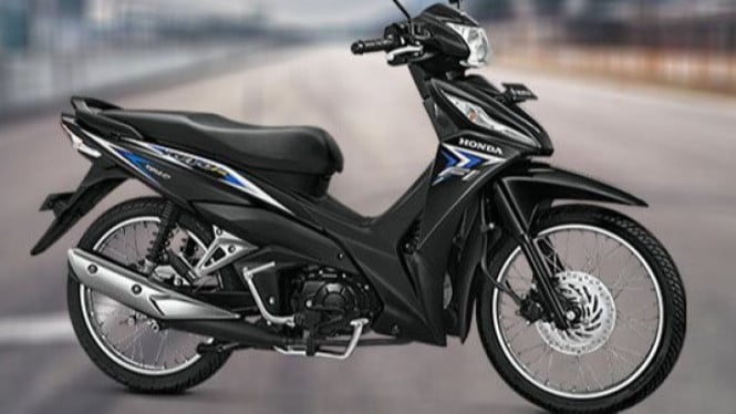 Motor bebek Honda.