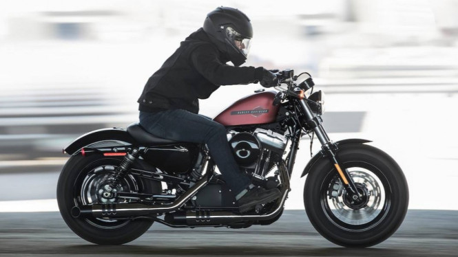 Harley Sportster.