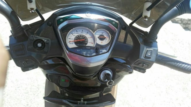 Odometer sepeda motor.