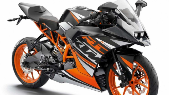 KTM RC125.