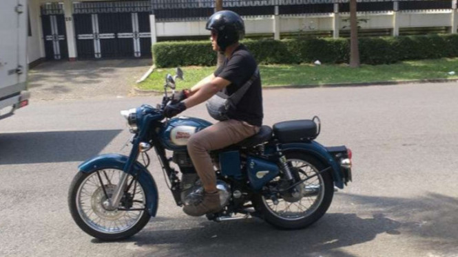 Royal Enfield Classic 350.