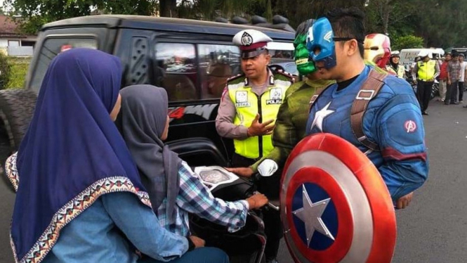 Avengers gelar razia di Lombok.