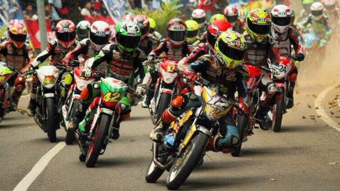 Pembalap Kawahara Racing Team, Arya Aditya (12)