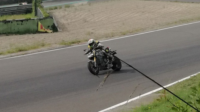 Ducati New Streetfighter V4