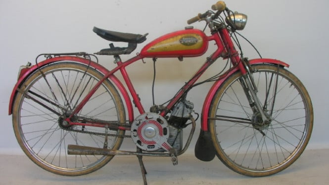 Motor pertama Ducati mirip sepeda onthel.
