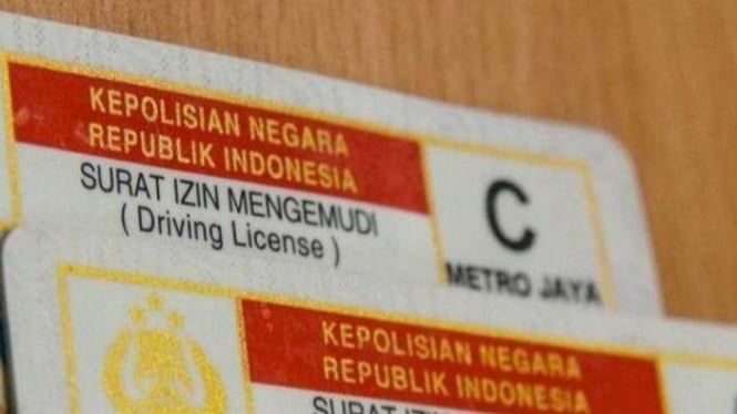 Surat Izin Mengemudi.