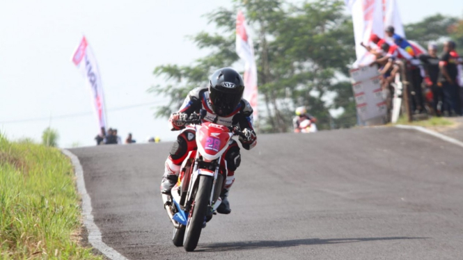 Pembalap Astra Motor Racing Team, Afridza