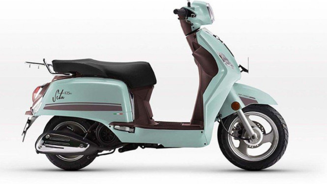 Skutik Benelli Seta.