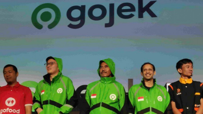 Gojek dengan logo barunya.