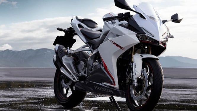 Honda CBR250RR.