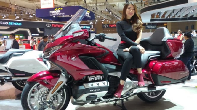 Honda Gold Wing.