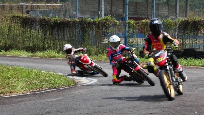 Kelas 150cc Tune Up Injection Rokie (Race 1)