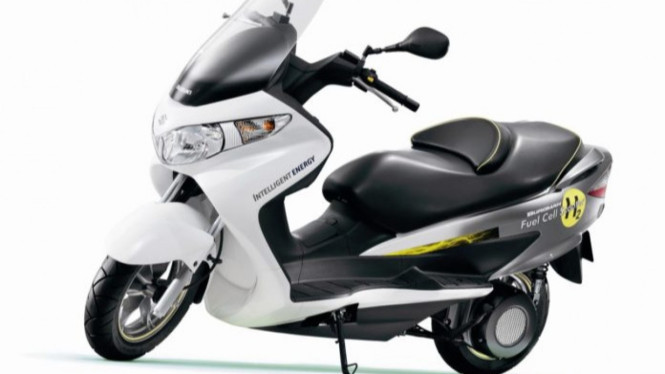 Motor listrik Suzuki.