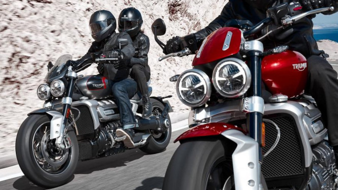 Triumph Rocket 3 R and Rocket 3 GT
