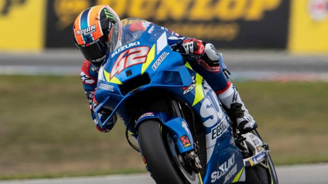 Pembalap Suzuki Alex Rins