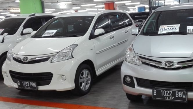 Toyota Avanza dan Daihatsu Xenia dalam kondisi bekas