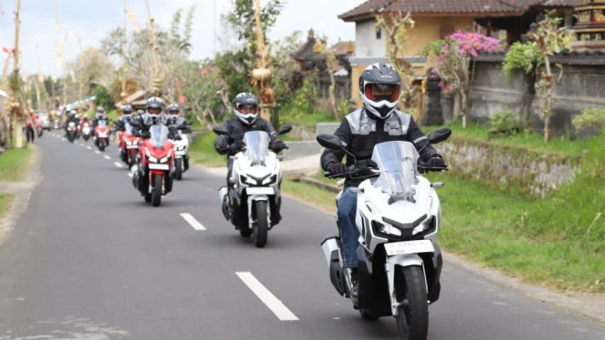 World Premiere Riding Experience Honda ADV 150  di Bali
