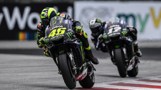 Pembalap Monster Yamaha, Valentino Rossi (depan)