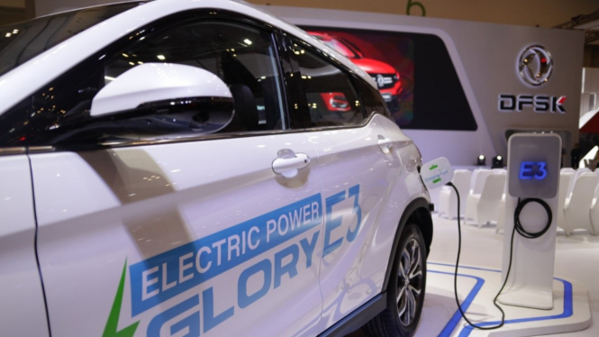 llustrasi mobil listrik, Glory E3