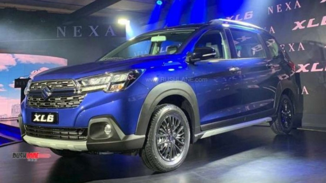 Suzuki XL6.