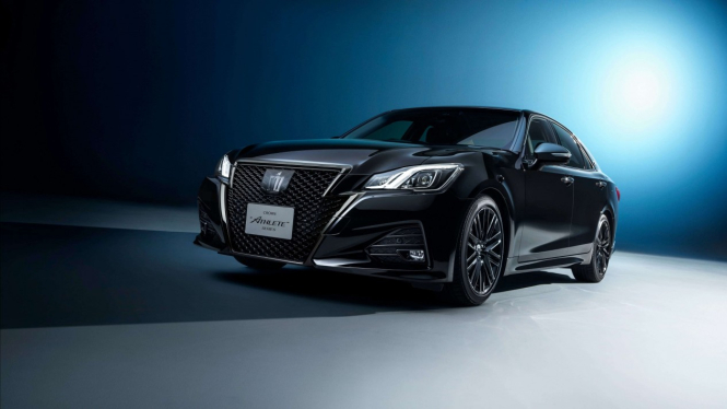 Calon Mobil Menteri RI - Toyota Crown Hybrid