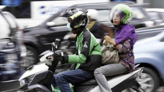Gojek Penumpang Wanita