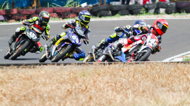 Pembalap Astra Motor Racing Team, Herjun AF di posisi depany