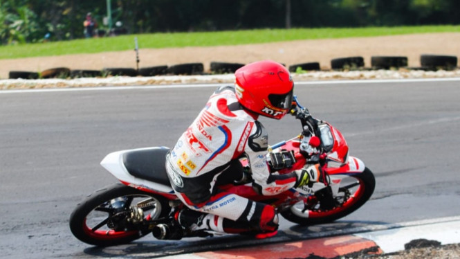 Pembalap Astra Motor Racing Team, Herjun AF