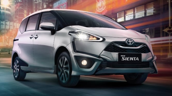 New Toyota Sienta