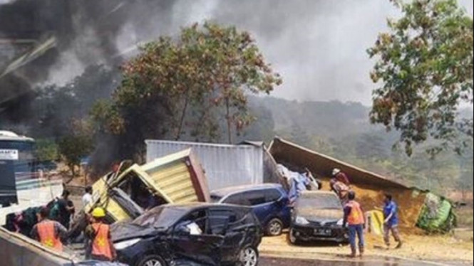 Kecelakaan di Tol Cipularang