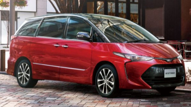 Toyota Estima.