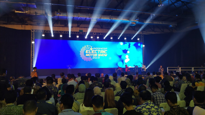 Pembukaan Pameran Kendaraan Listrik IEMS 2019
