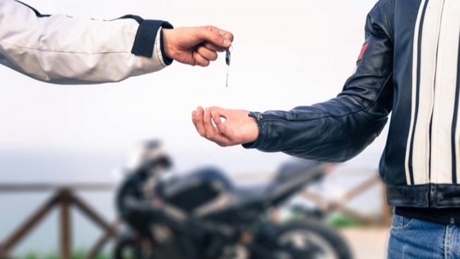 Ilustrasi Jual Beli Motor Second COD