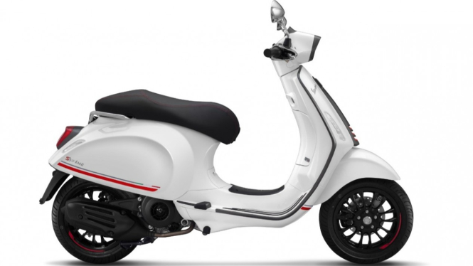Vespa Sprint Carbon