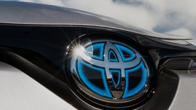 Logo Mobil Toyota Hybrid