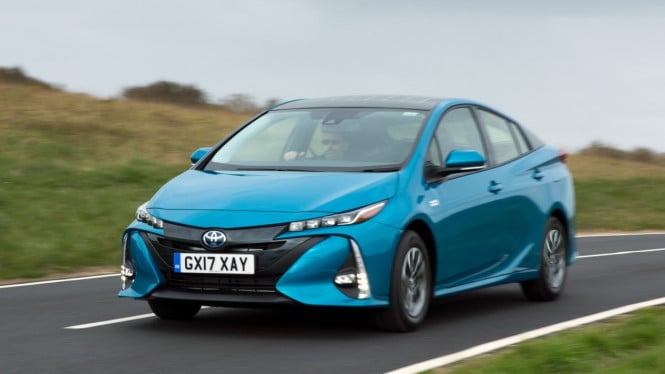 Toyota Prius PHEV