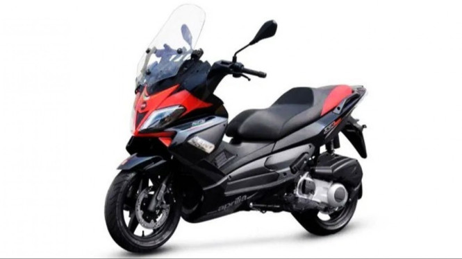 Aprilia SR Max 250.