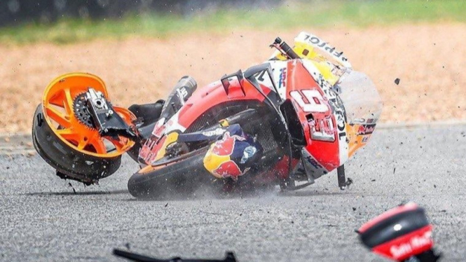 Marc Marquez kecelakaan di FP1 Motogp Thailand