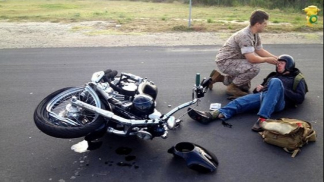 Jatuh dari Sepeda Motor