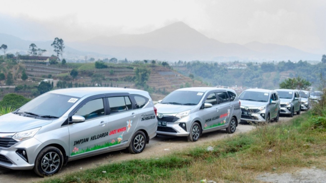 Test Drive Daihatsu Sigra baru